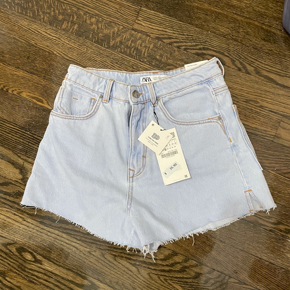 Zara Light Wash Denim Shorts
